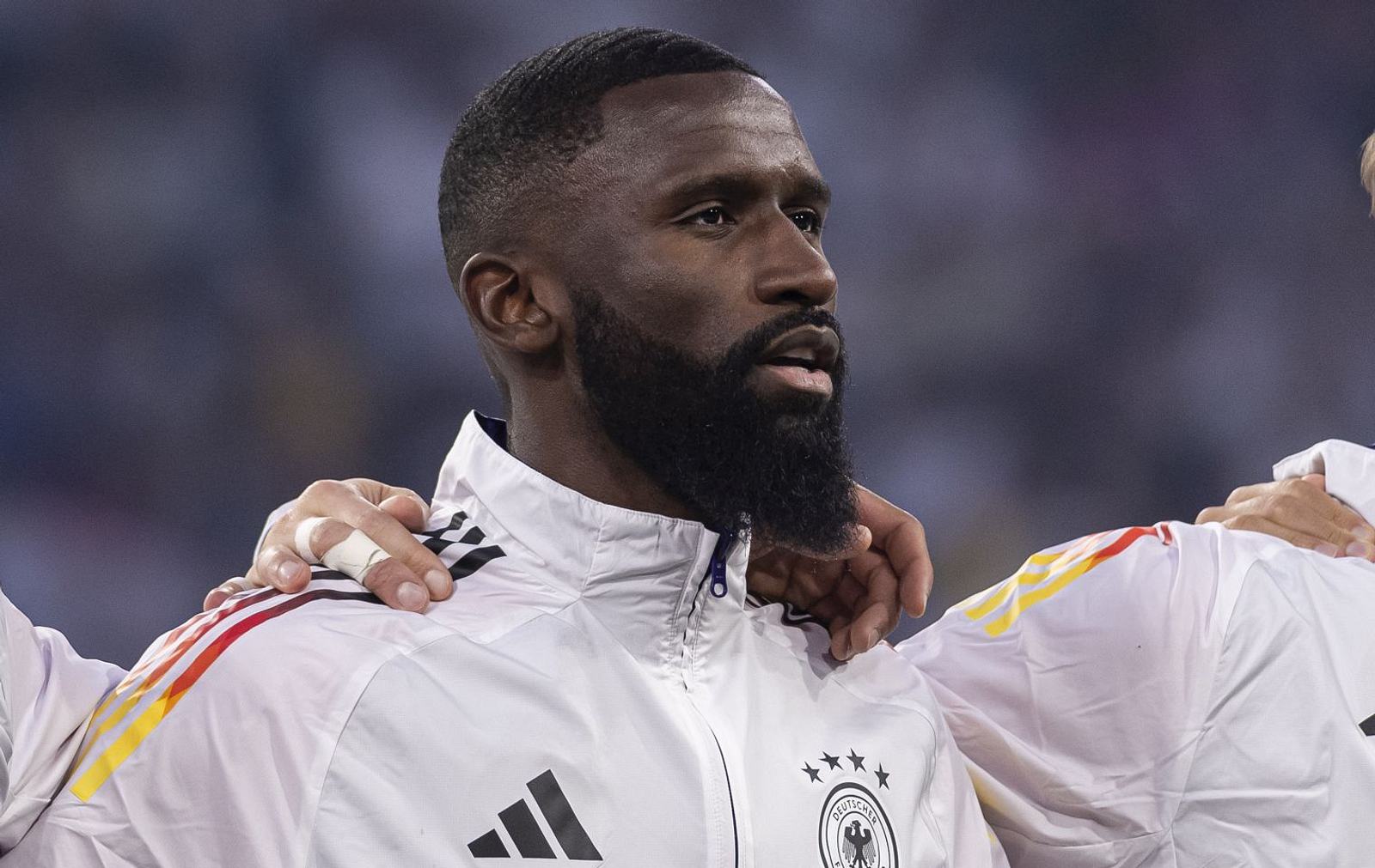 Antonio Rüdiger Ehefrau – Wer ist die Frau an seiner Seite?